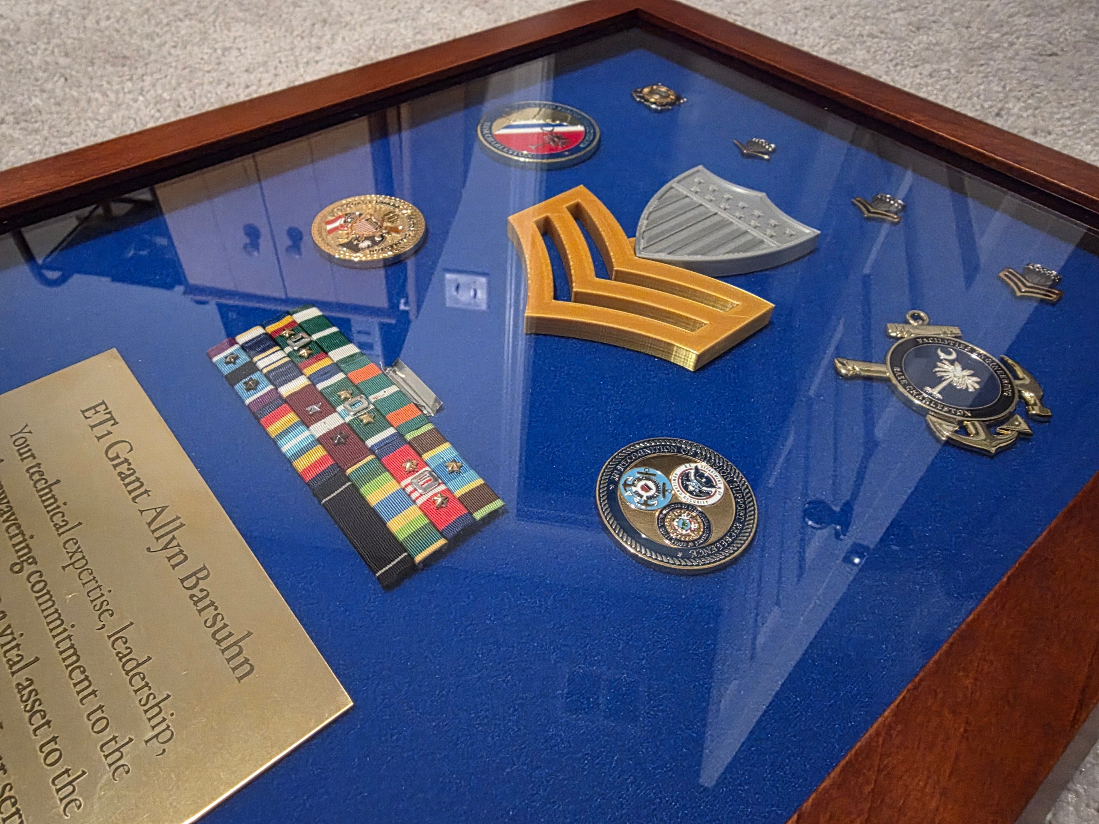 MILITARY, HONORS and MEMORABILIA